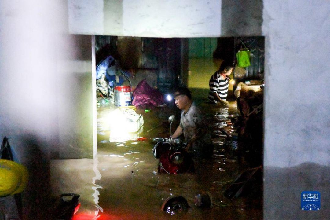 POTRET: Banjir Besar Rendam Kota Nanning-Image-2