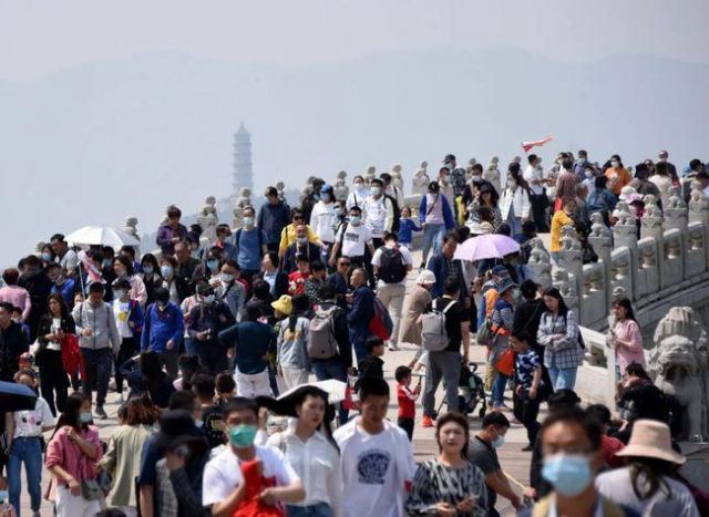 Kemenbudpar Tiongkok : Lonjakan Pariwisata Domestik Selama Liburan May Day-Image-1