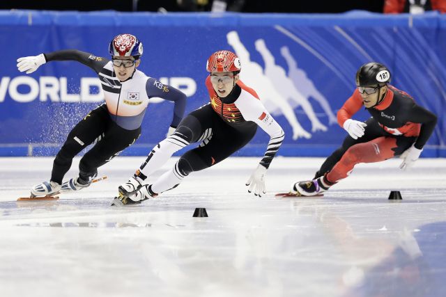 Wu Dajing Andalan China di Cabor Skating Olimpiade Musim Dingin Beijing 2022-Image-2