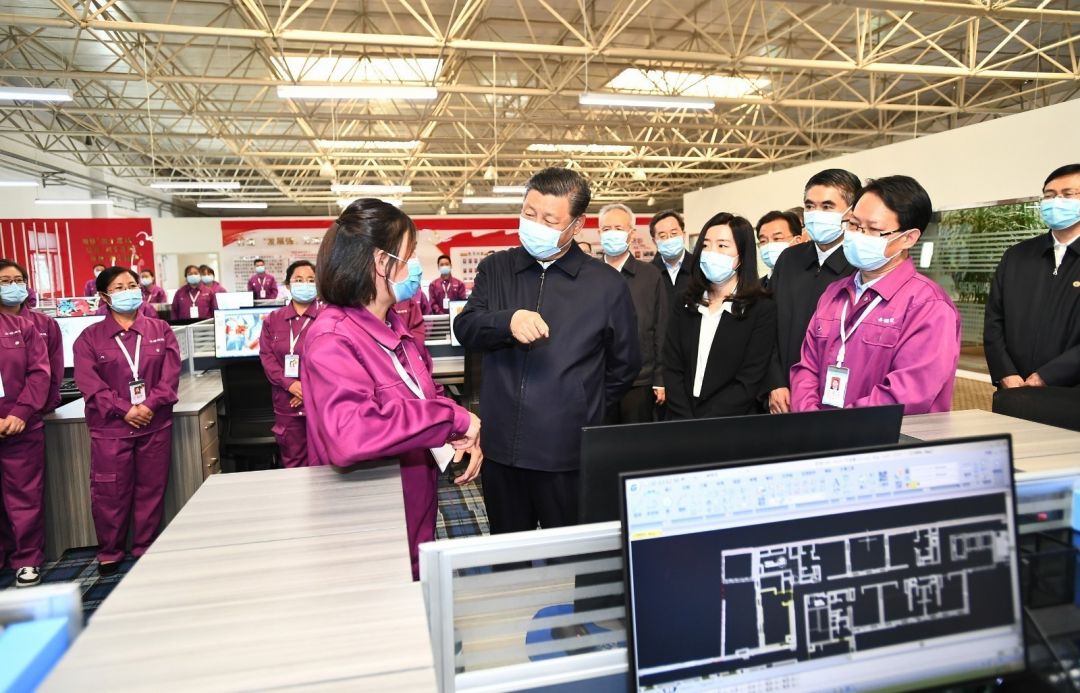 Xi Jinping Kunjungi Perusahaan Karpet di Qinghai-Image-3