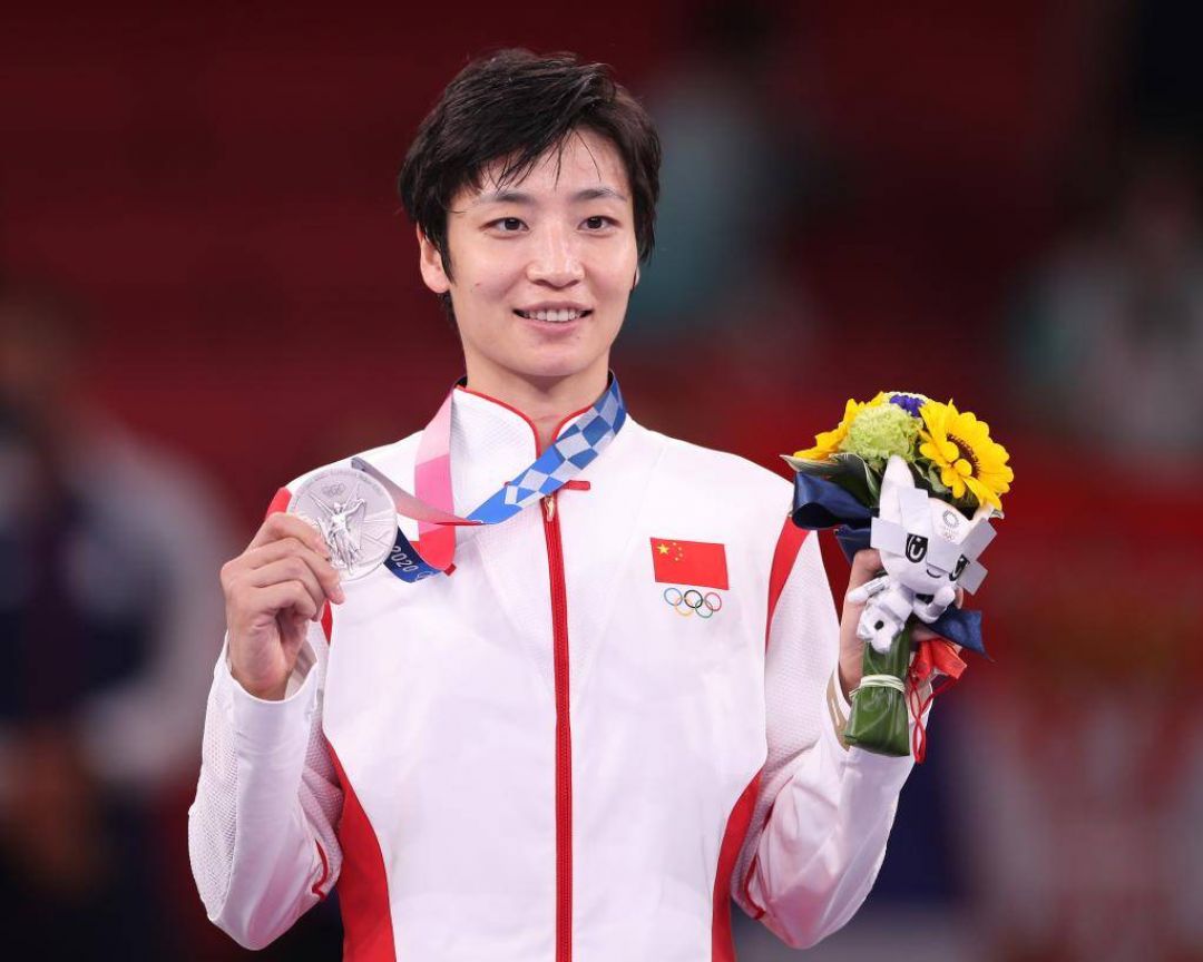 Atlet Karate Putri China Berhasil Bawa Pulang Perak-Image-1