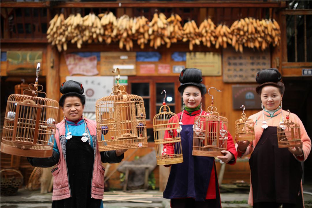 Sangkar Burung Buatan Tangan China Populer di Pasar Domestik dan Luar Negeri-Image-1
