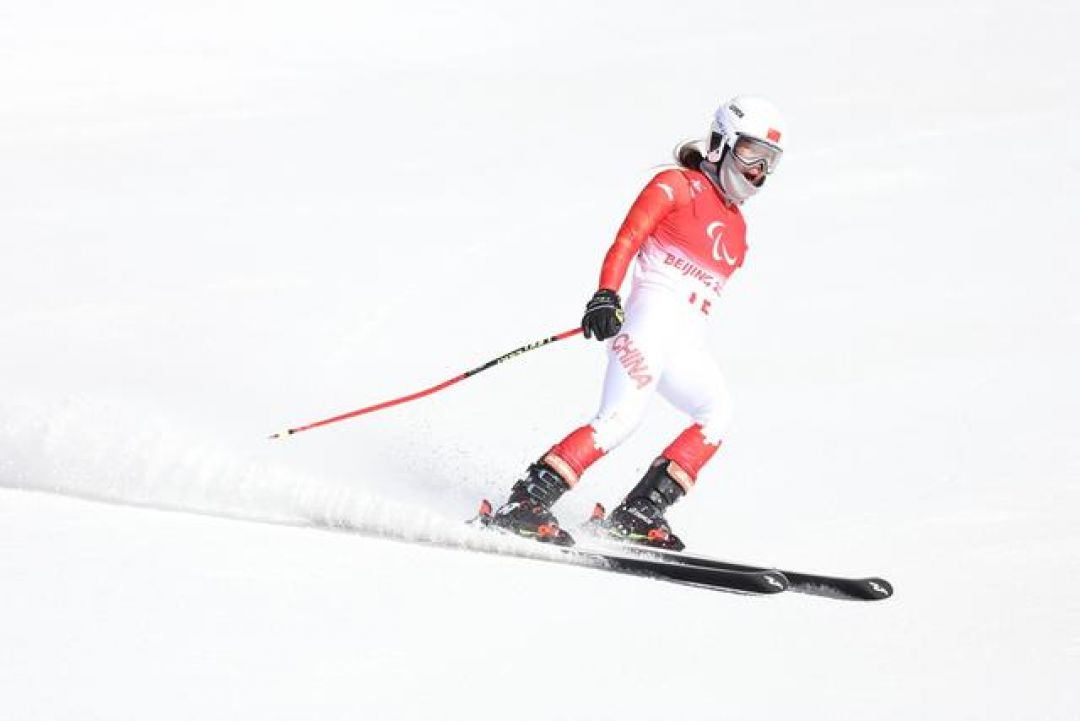 Zhang Mengqiu Raih Emas di Cabor Ski Alpine Paralimpiade-Image-2